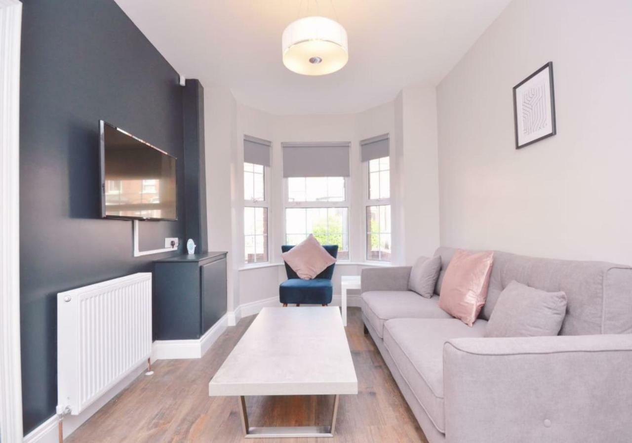 Queens Quarter Townhouse 1 Белфаст Экстерьер фото